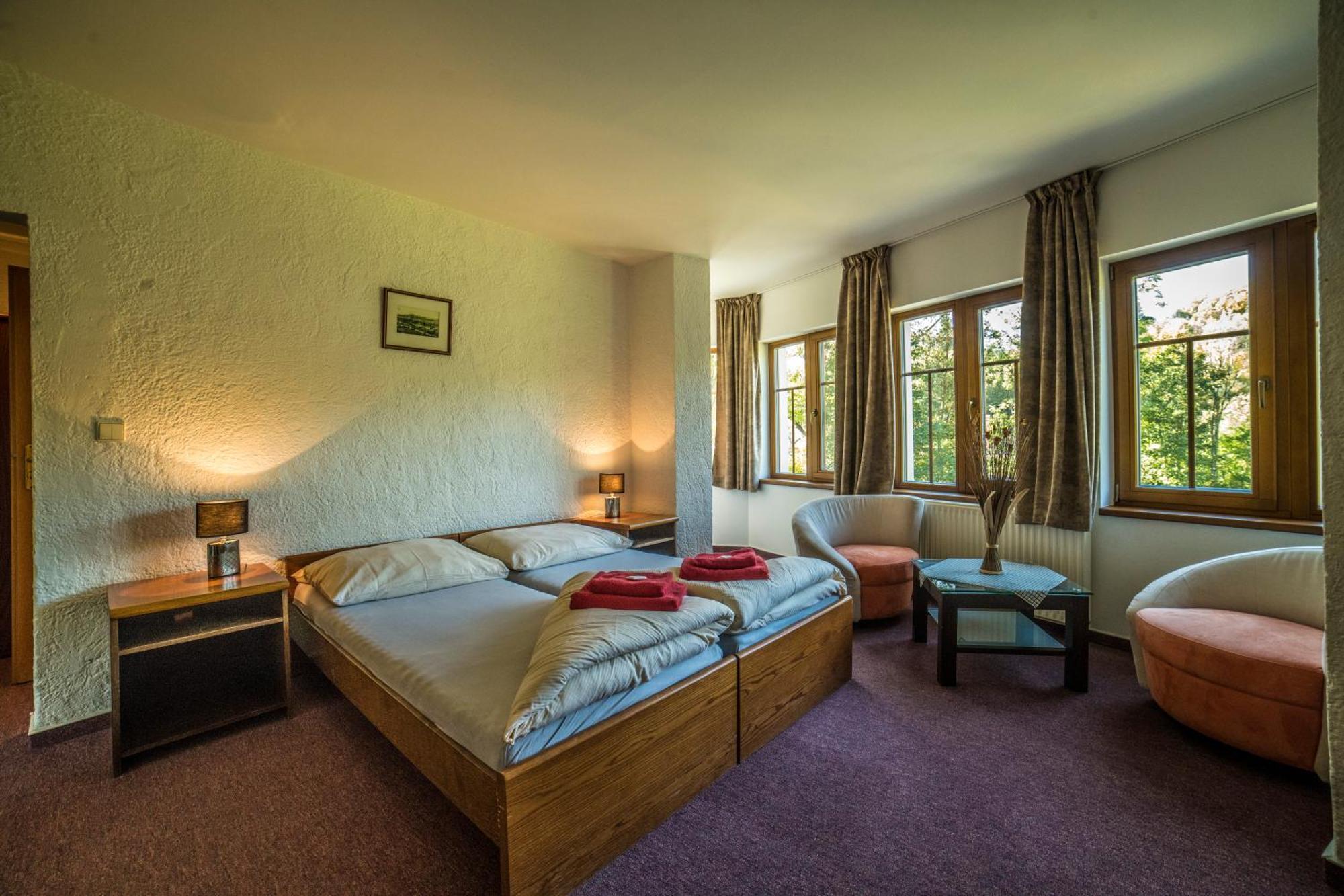 Hotel Pivovarska Basta Vrchlabí Buitenkant foto