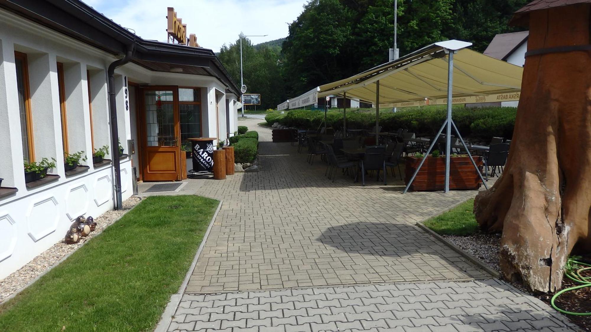 Hotel Pivovarska Basta Vrchlabí Buitenkant foto